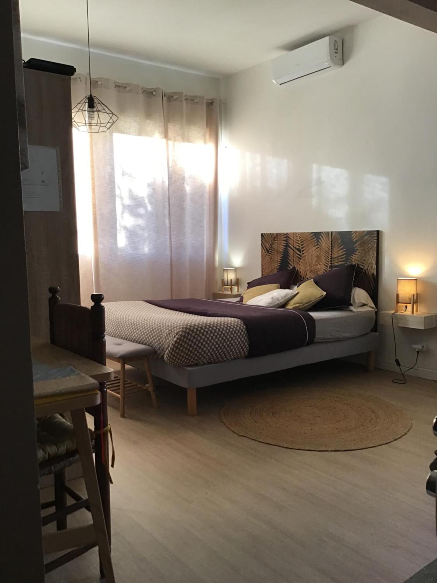 Studio Cosy Avec Piscine Dans Une Villa Сен-Дени Экстерьер фото